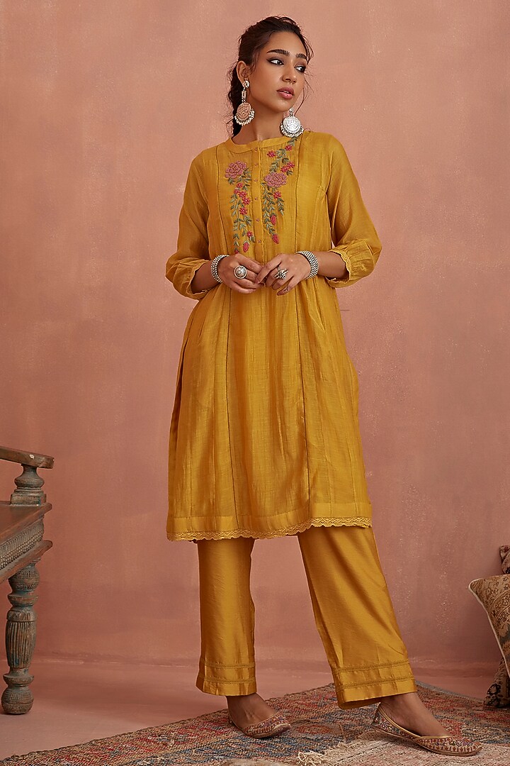 Yellow Chanderi Hand Embroidered Tunic Set by Kritika Dawar at Pernia's Pop Up Shop