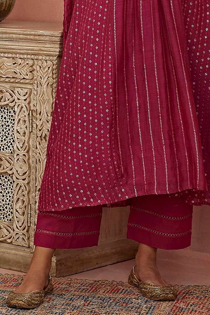 Magenta Chanderi Embroidered A-Line Kurta Set by Kritika Dawar at Pernia's Pop Up Shop