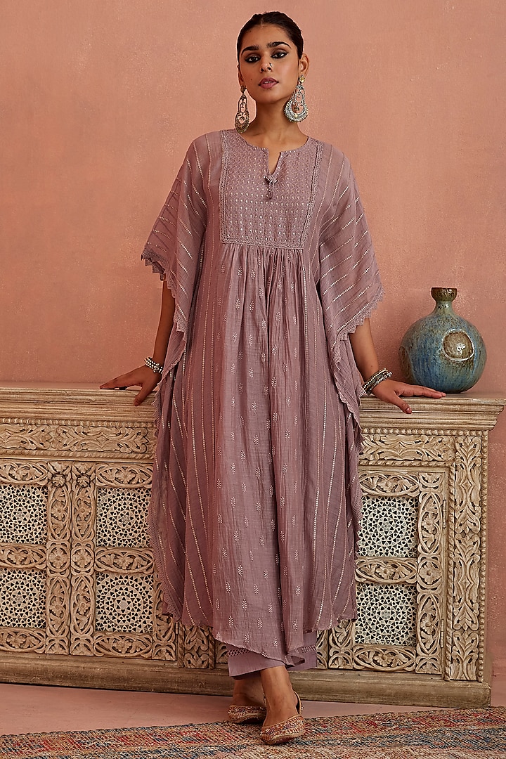 Mauve Chanderi Embroidered Kaftan Set by Kritika Dawar at Pernia's Pop Up Shop