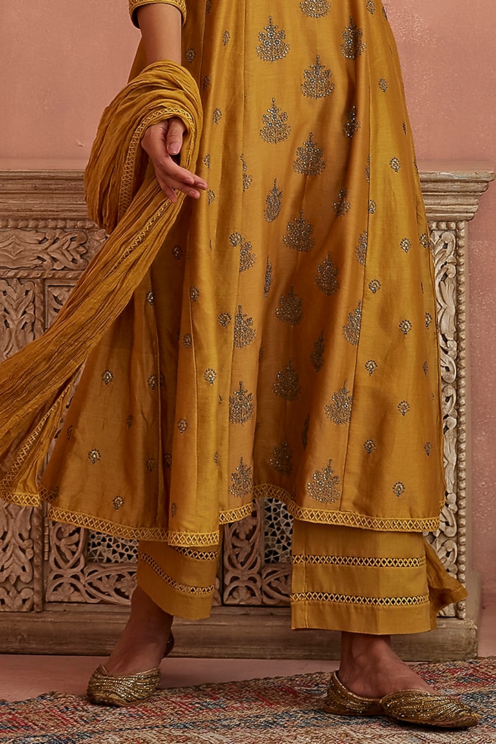 Mustard Chanderi Embroidered A-Line Kurta Set by Kritika Dawar at Pernia's Pop Up Shop
