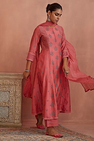 Coral Chanderi Embroidered A-Line Kurta Set by Kritika Dawar