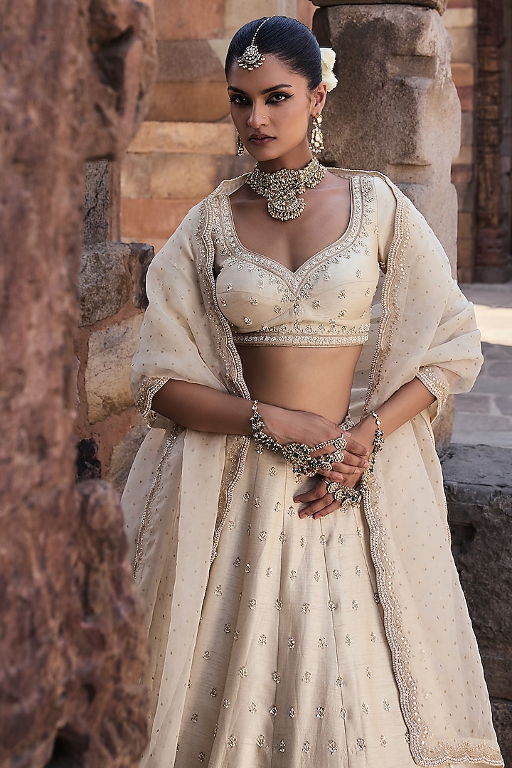 Ivory Silk Hand Embroidered Bridal Lehenga Set by Kritika Dawar at Pernia's Pop Up Shop