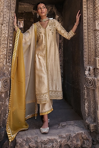 Ivory Silk Hand Embroidered Front Open Kurta Set by Kritika Dawar