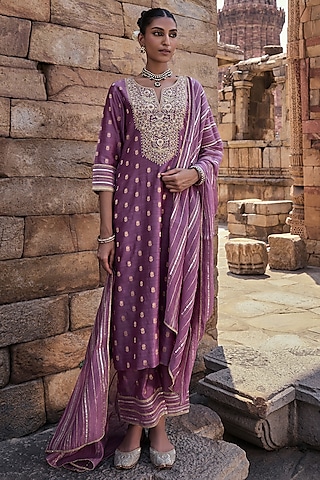 Purple Banarasi Chanderi Gota Embroidered Kurta Set by Kritika Dawar