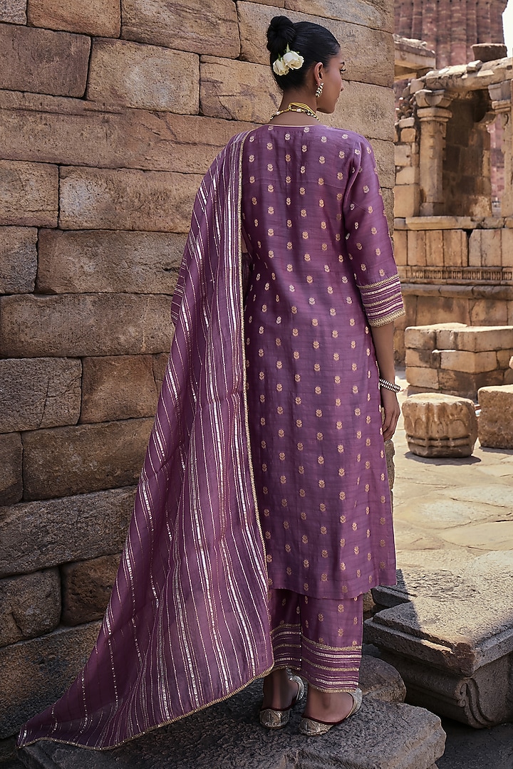 Purple Banarasi Chanderi Gota Embroidered Kurta Set by Kritika Dawar at Pernia's Pop Up Shop