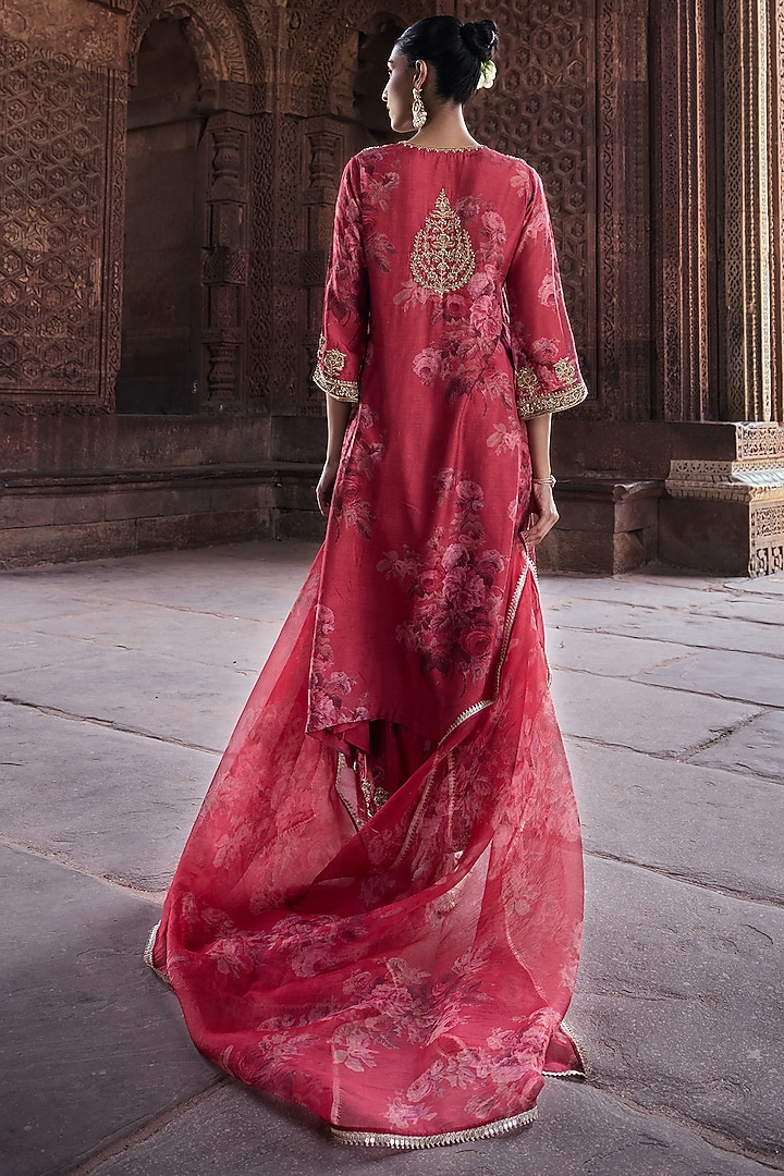 Coral Silk Embroidered & Floral Printed A-Line Kurta Set by Kritika Dawar at Pernia's Pop Up Shop