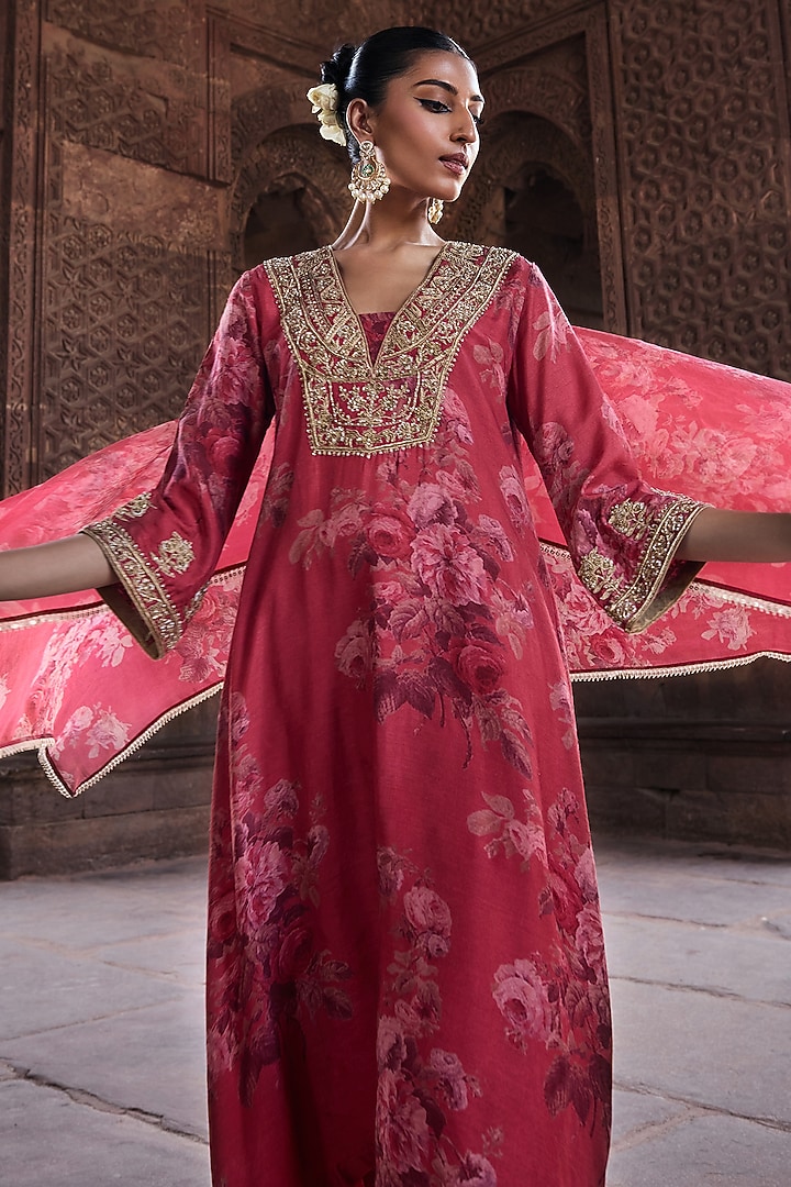 Coral Silk Embroidered & Floral Printed A-Line Kurta Set by Kritika Dawar at Pernia's Pop Up Shop