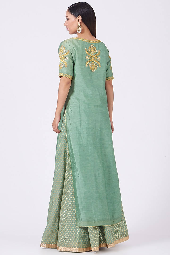 Mint Green Linen Silk Gota Embroidered Kurta Set by Kritika Dawar at Pernia's Pop Up Shop