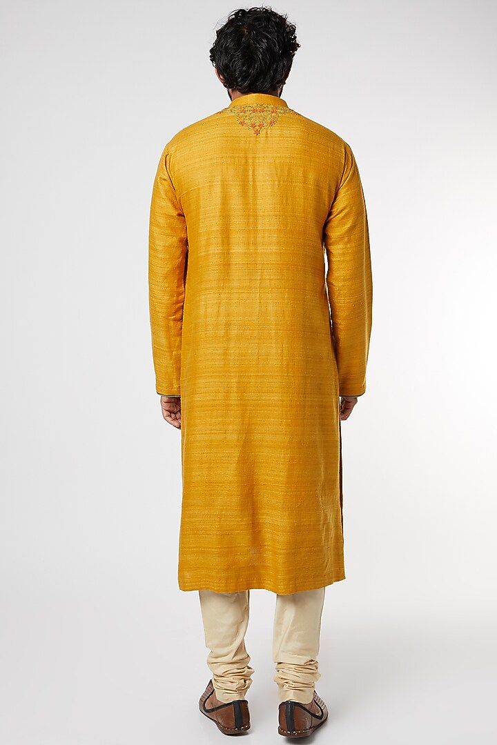 Mustard Embroidered Kurta Set by Kishore Ramani at Pernia's Pop Up Shop