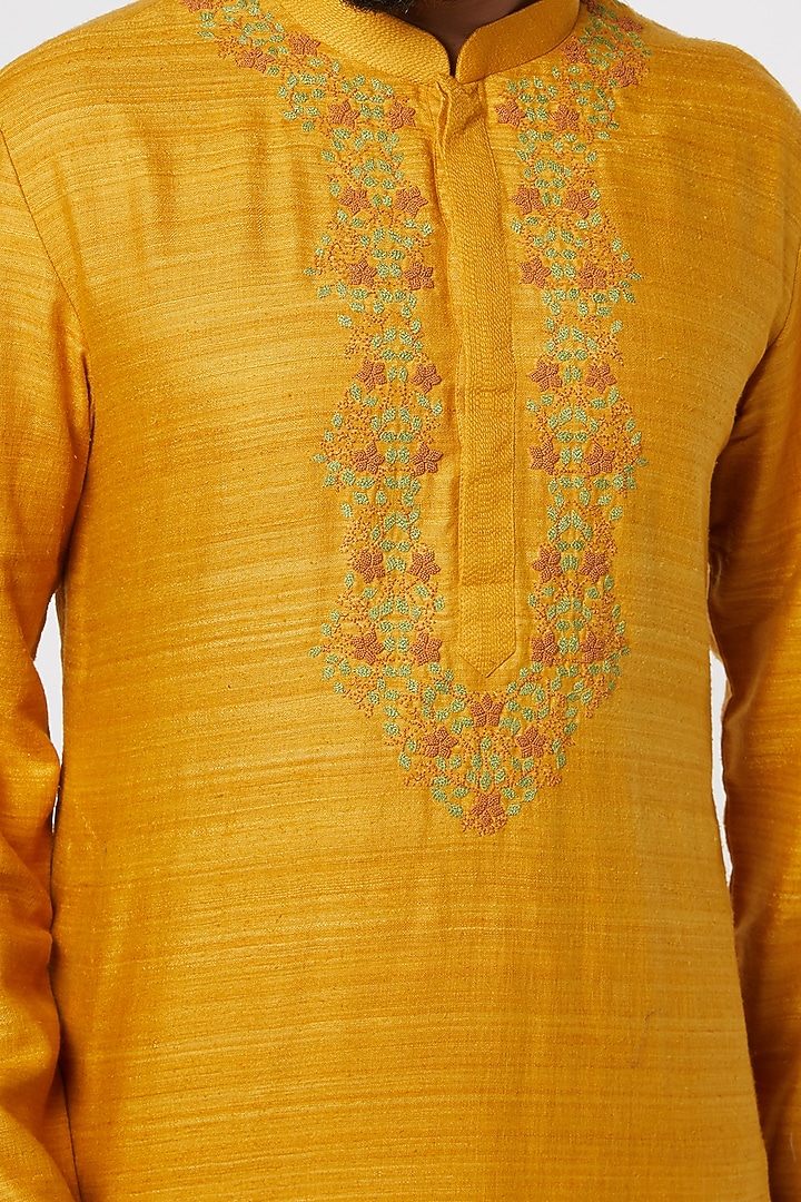 Mustard Embroidered Kurta Set by Kishore Ramani at Pernia's Pop Up Shop