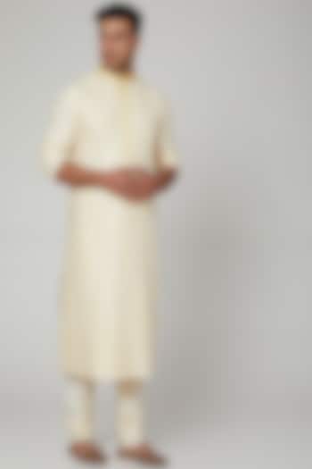 Off White Kurta Set by Kishore Ramani at Pernia's Pop Up Shop