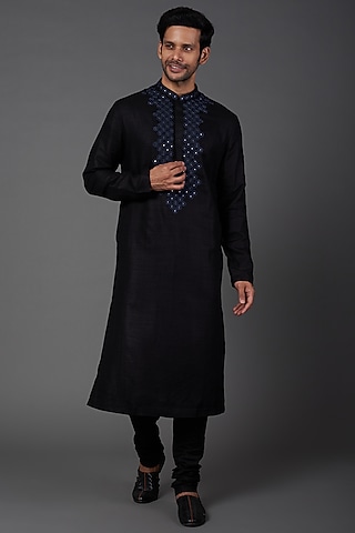 Black Embroidered Kurta Set by Kishore Ramani