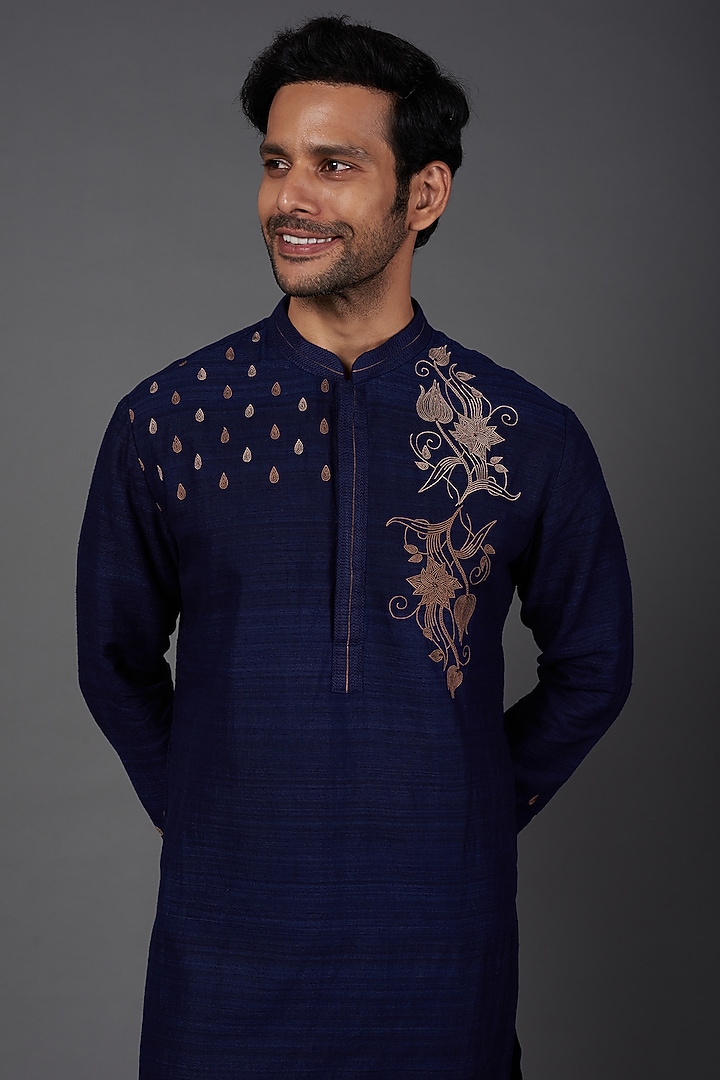 Navy Motif Embroidered Kurta Set by Kishore Ramani at Pernia's Pop Up Shop