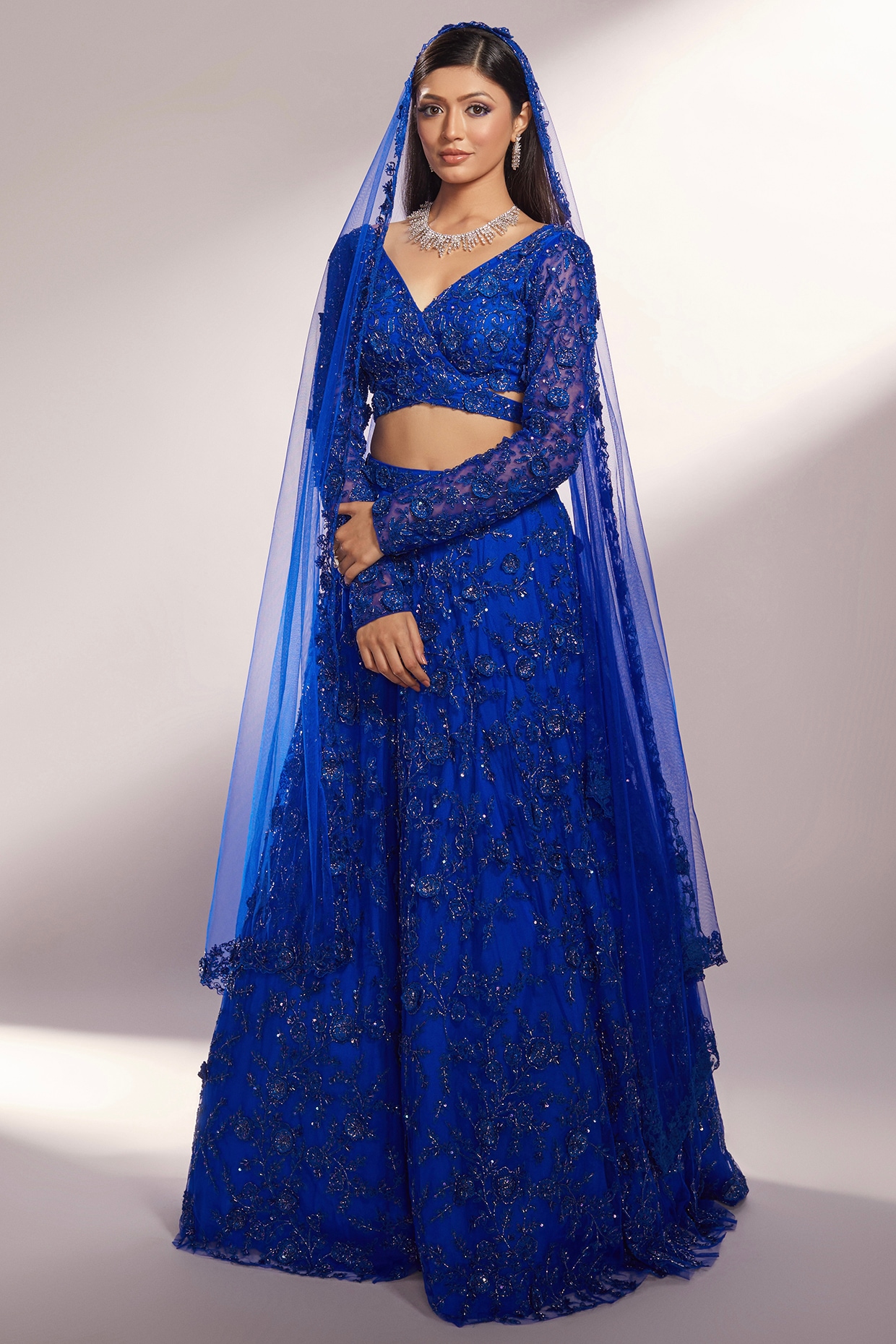 5 Latest Bridal Lehengas by Manish Malhotra That Are Perfect for Your  Sangeet!