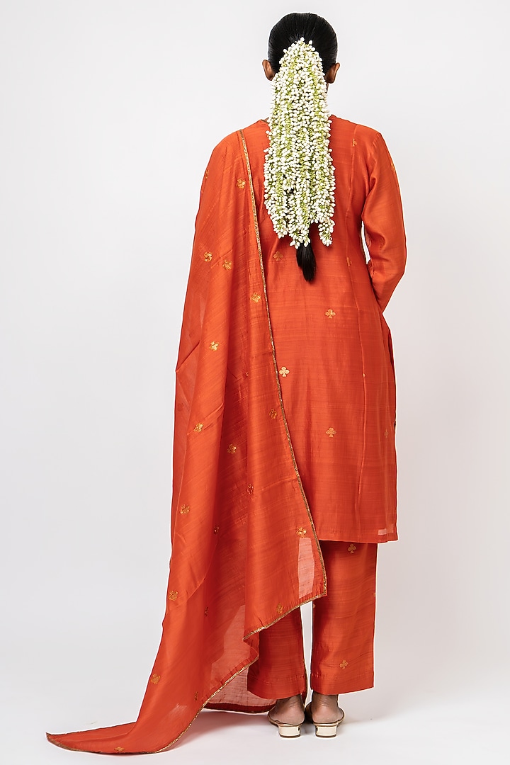 Orange Handwoven Chanderi Silk Embroidered Kurta Set by Kajal Agrawal at Pernia's Pop Up Shop