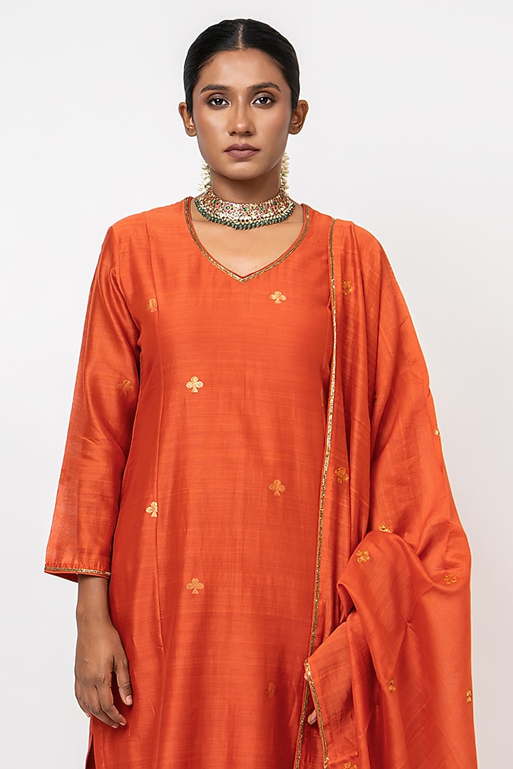 Orange Handwoven Chanderi Silk Embroidered Kurta Set by Kajal Agrawal at Pernia's Pop Up Shop