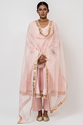 Pink Handwoven Chanderi Silk Embroidered Kurta Set by Kajal Agrawal