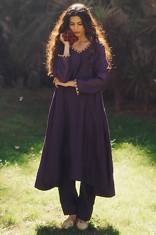 Purple Handwoven Chanderi Silk Embroidered Kurta Set by Kajal Agrawal