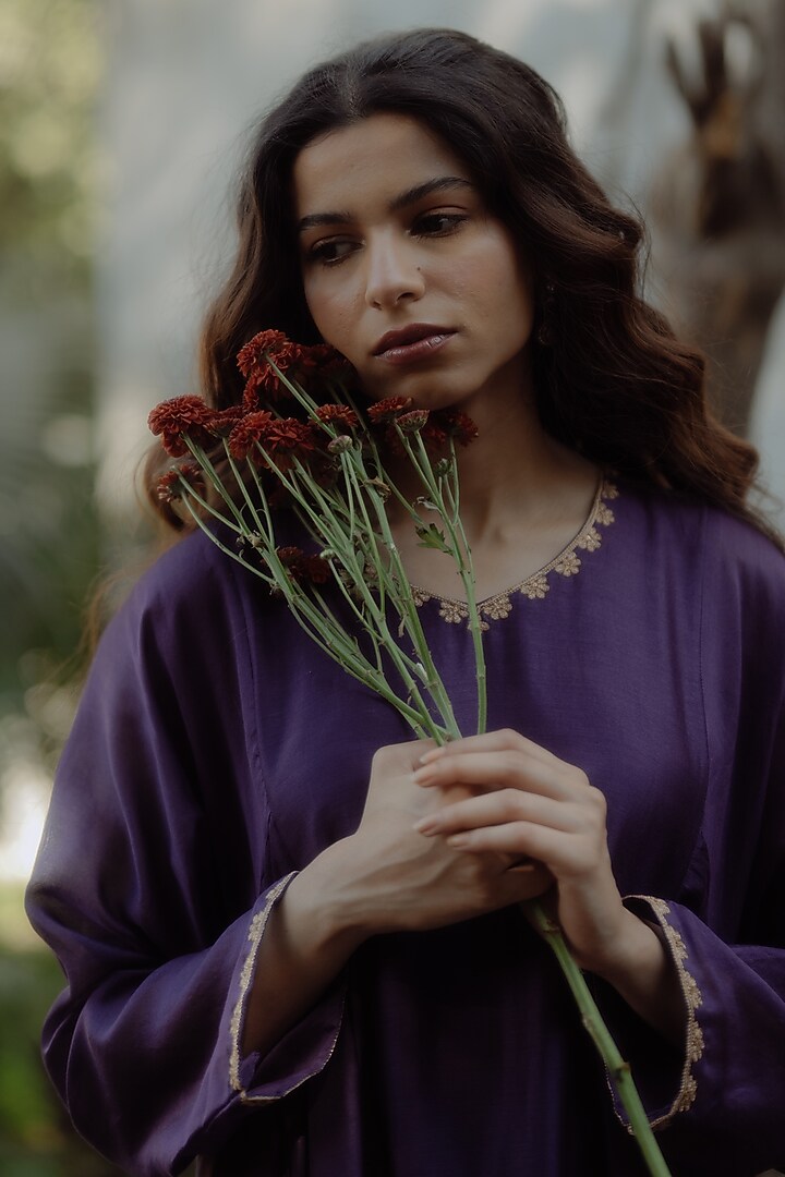Purple Handwoven Chanderi Silk Embroidered Kurta Set by Kajal Agrawal at Pernia's Pop Up Shop