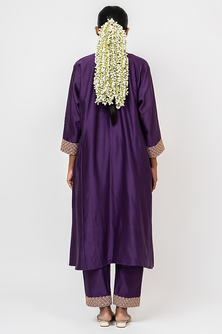 Purple Handwoven Chanderi Silk Hand Embroidered Kurta Set by Kajal Agrawal at Pernia's Pop Up Shop