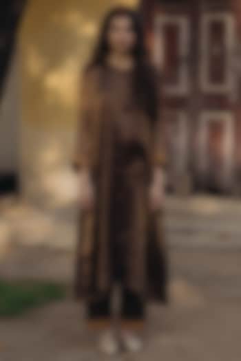 Brown Handwoven Zari Chanderi Embroidered Kurta Set by Kajal Agrawal at Pernia's Pop Up Shop