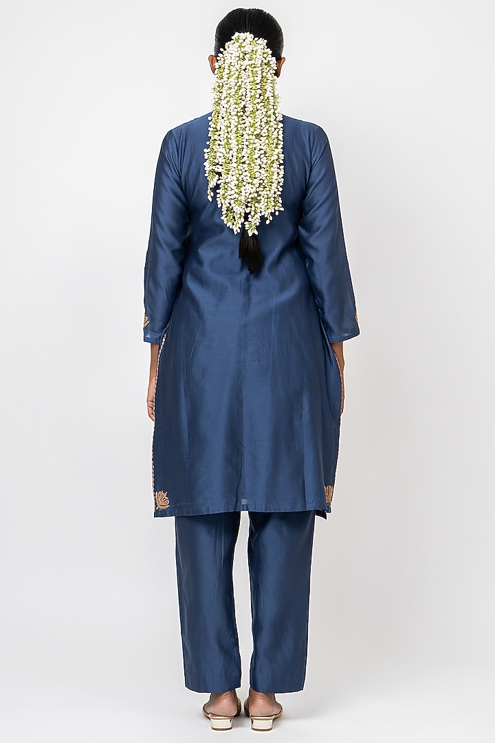 Blue Handwoven Chanderi Silk Embroidered Kurta Set by Kajal Agrawal at Pernia's Pop Up Shop