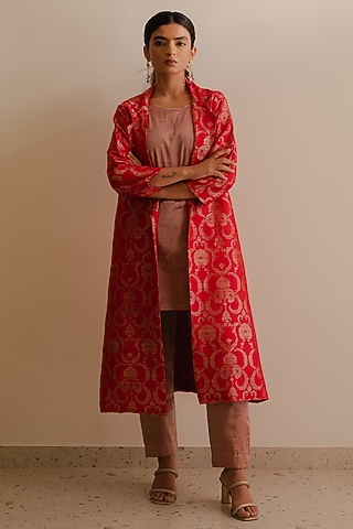 Red Banarasi Floral Printed Jacket Set by Kajal Agrawal