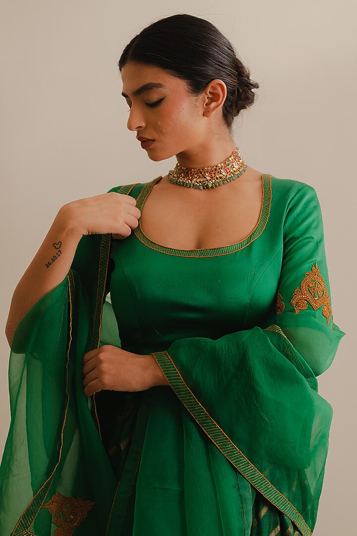 Green Handwoven Chanderi Silk Kalidar Leheriya Wedding Lehenga Set  by Kajal Agrawal at Pernia's Pop Up Shop