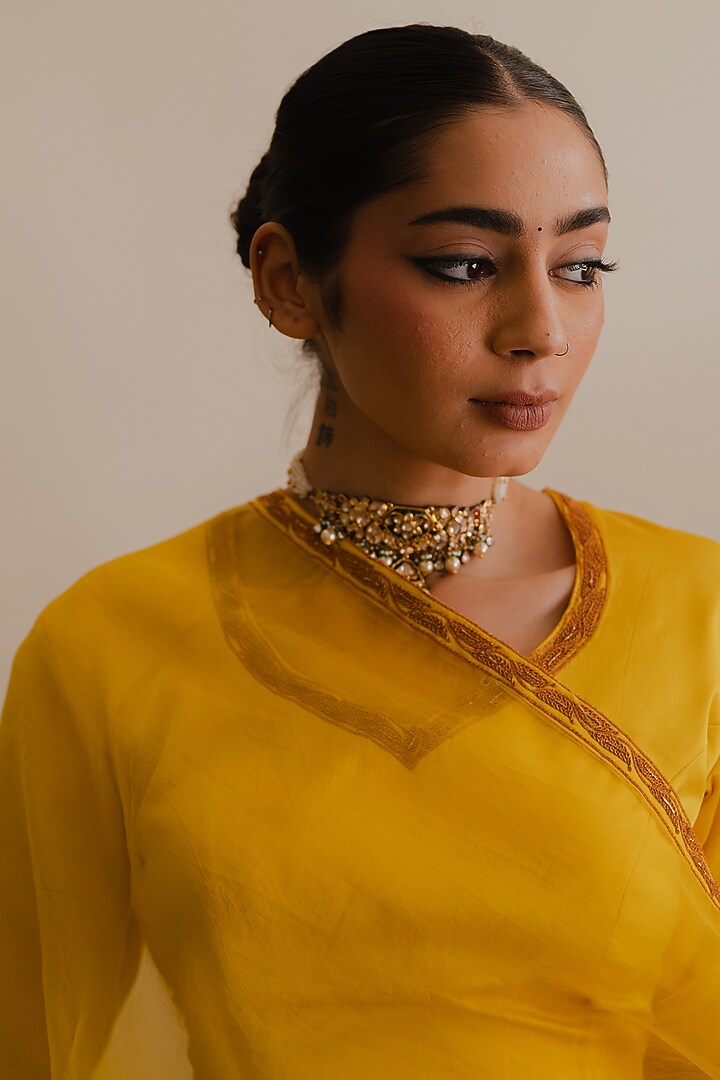 Yellow Handloom Chanderi Silk Floral Motif Work Kalidar Wedding Lehenga Set by Kajal Agrawal at Pernia's Pop Up Shop