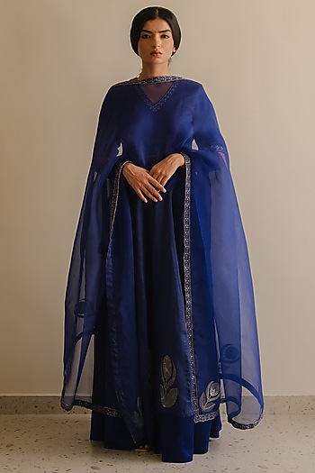 Blue Handloom Chanderi Silk Floral Motif Work Kalidar Wedding Lehenga Set by Kajal Agrawal at Pernia's Pop Up Shop