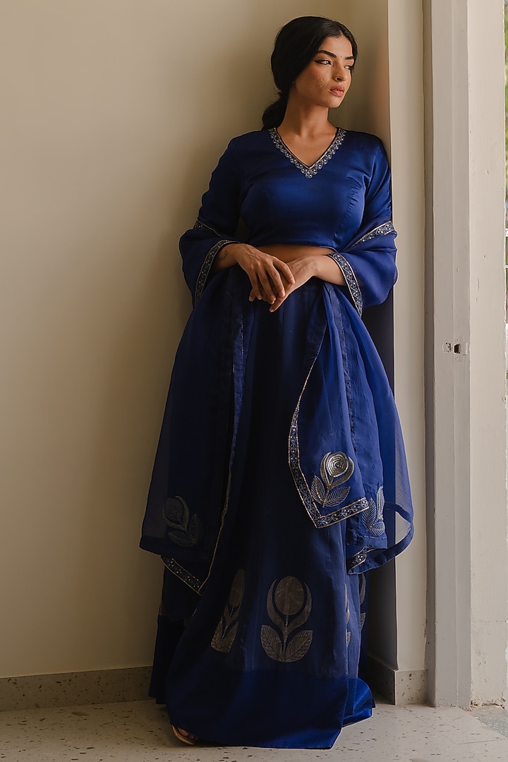 Blue Handloom Chanderi Silk Floral Motif Work Kalidar Wedding Lehenga Set by Kajal Agrawal at Pernia's Pop Up Shop