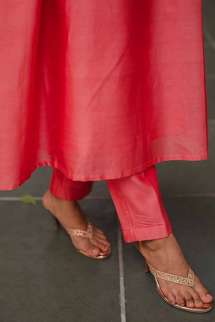 Pink Handloom Chanderi Silk Marodi Embroidered Kurta Set by Kajal Agrawal at Pernia's Pop Up Shop