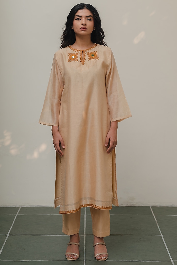 Beige Handloom Chanderi Silk Marodi Embroidered Kurta Set by Kajal Agrawal at Pernia's Pop Up Shop