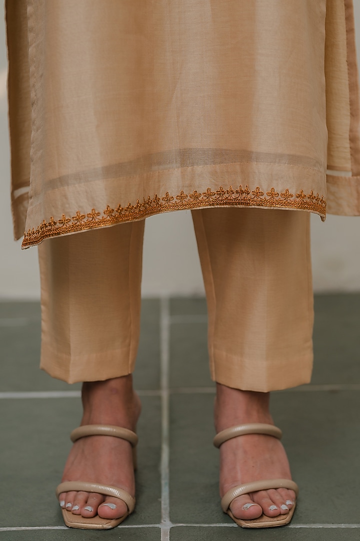 Beige Handloom Chanderi Silk Marodi Embroidered Kurta Set by Kajal Agrawal at Pernia's Pop Up Shop