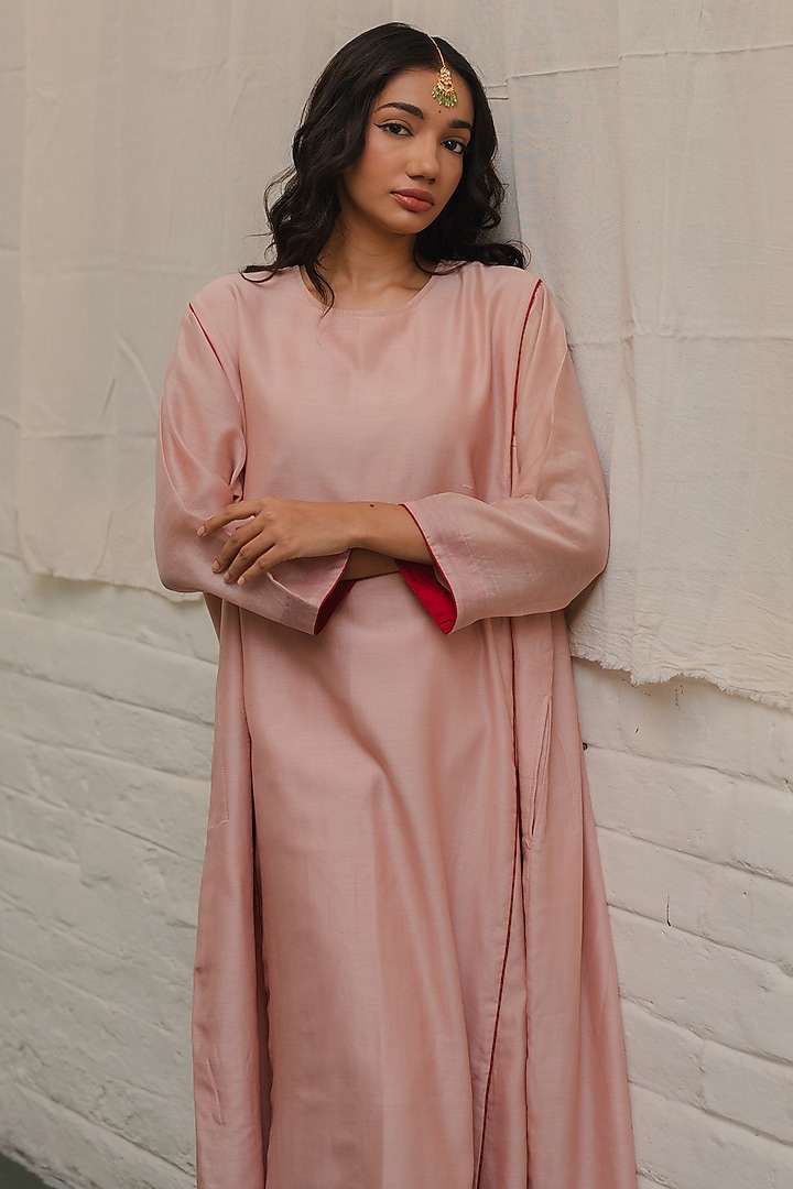 Pink Handloom Chanderi Silk Kurta Set by Kajal Agrawal at Pernia's Pop Up Shop