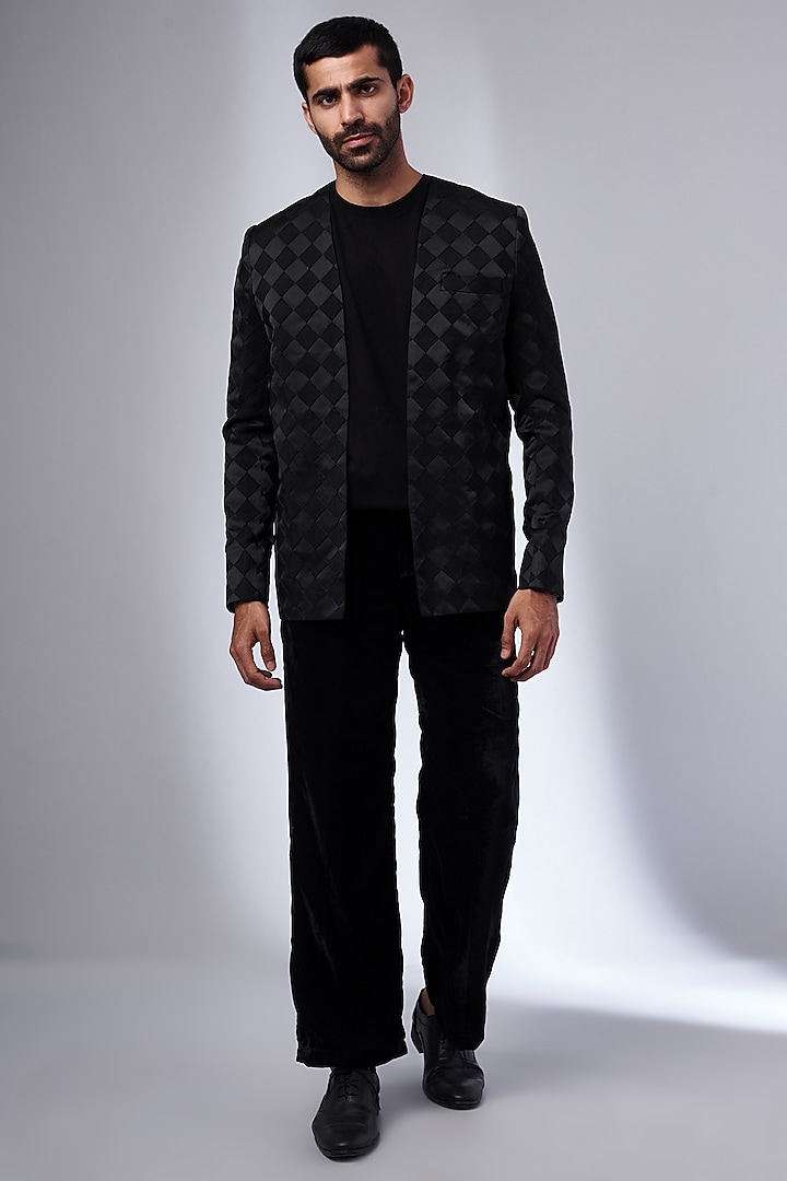 Black Self Textured Jacket Set by KSHITIJ CHOUDHARY MEN