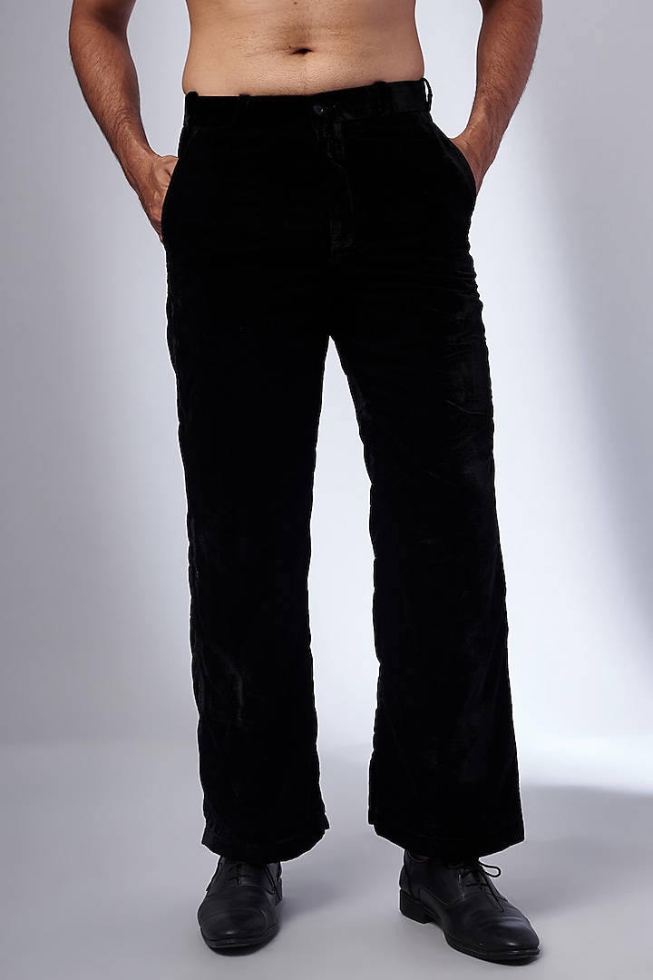 Black Self Textured Jacket Set by KSHITIJ CHOUDHARY MEN at Pernia's Pop Up Shop