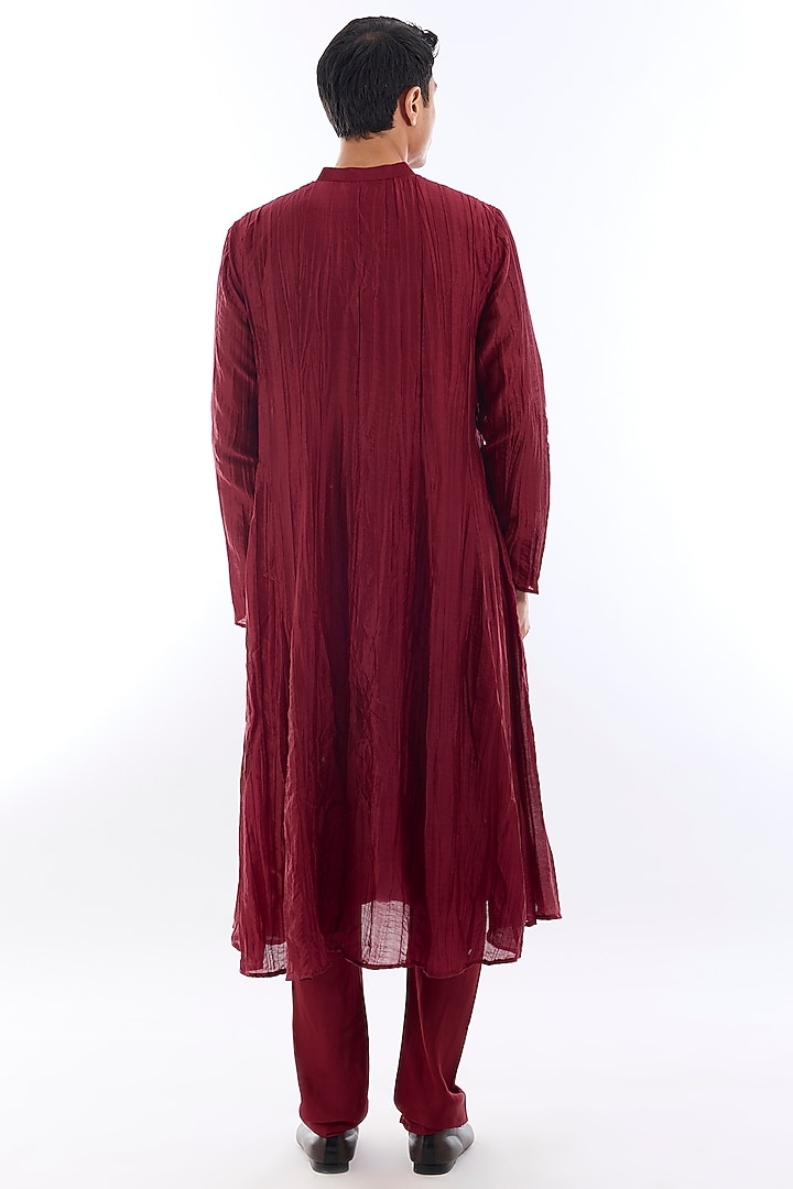 Red Textured Silk Kasab Embroidered Wedding Indowestern Set by KSHITIJ CHOUDHARY MEN at Pernia's Pop Up Shop