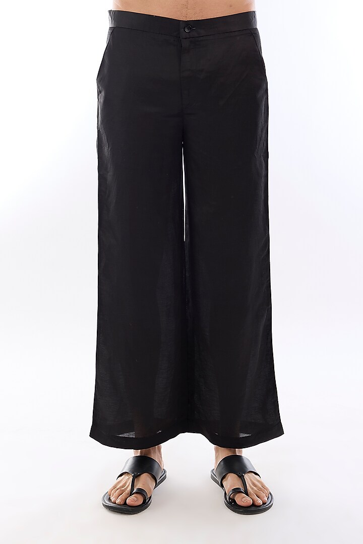 Black Satin Kasab Embroidered Kurta Set by KSHITIJ CHOUDHARY MEN at Pernia's Pop Up Shop