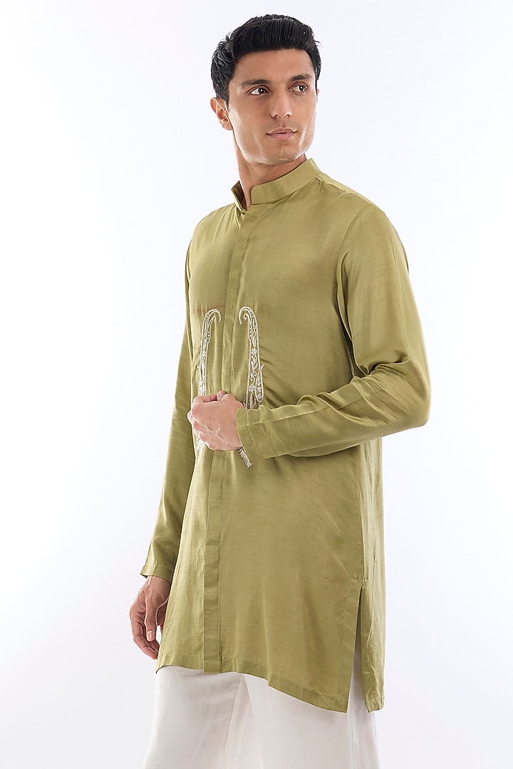 Green Satin Kasab Embroidered Kurta Set by KSHITIJ CHOUDHARY MEN at Pernia's Pop Up Shop
