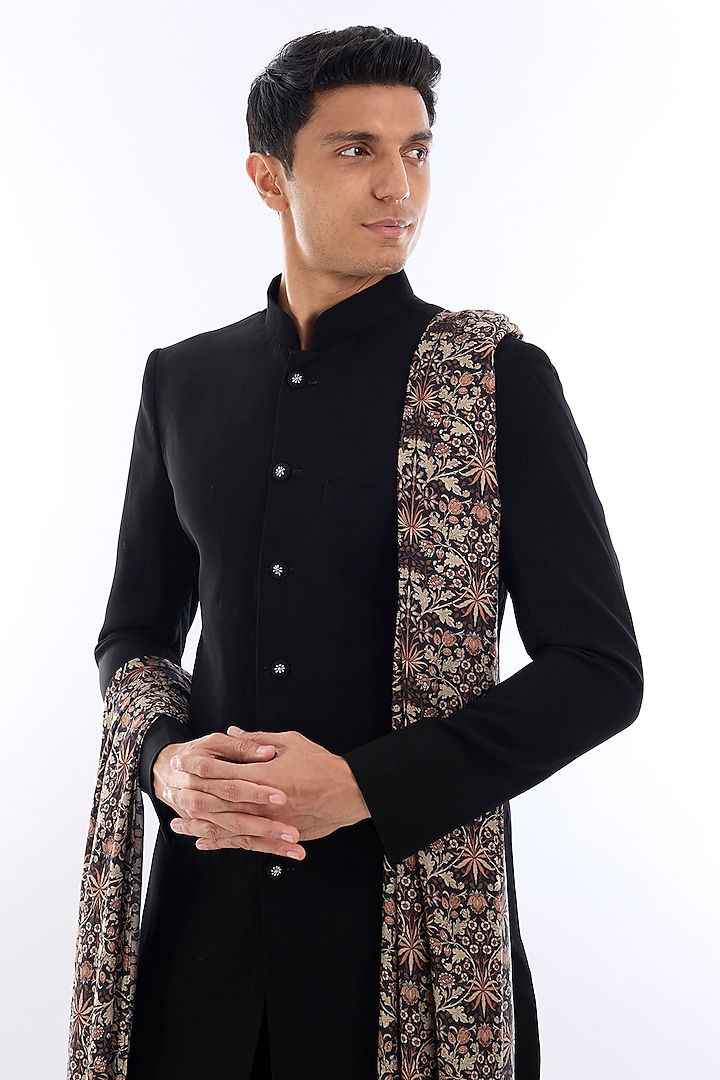 Black Armani Kasab Embroidered Kurta Set by KSHITIJ CHOUDHARY MEN at Pernia's Pop Up Shop