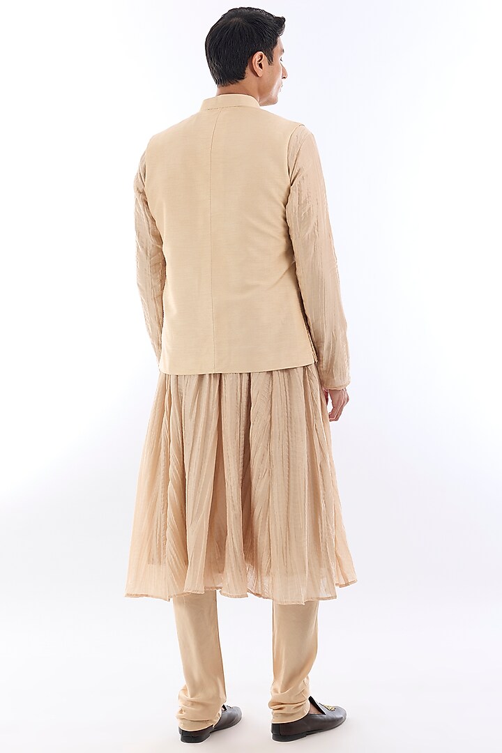 Beige Textured Silk Kasab Embroidered Open Wedding Indowestern Set by KSHITIJ CHOUDHARY MEN at Pernia's Pop Up Shop