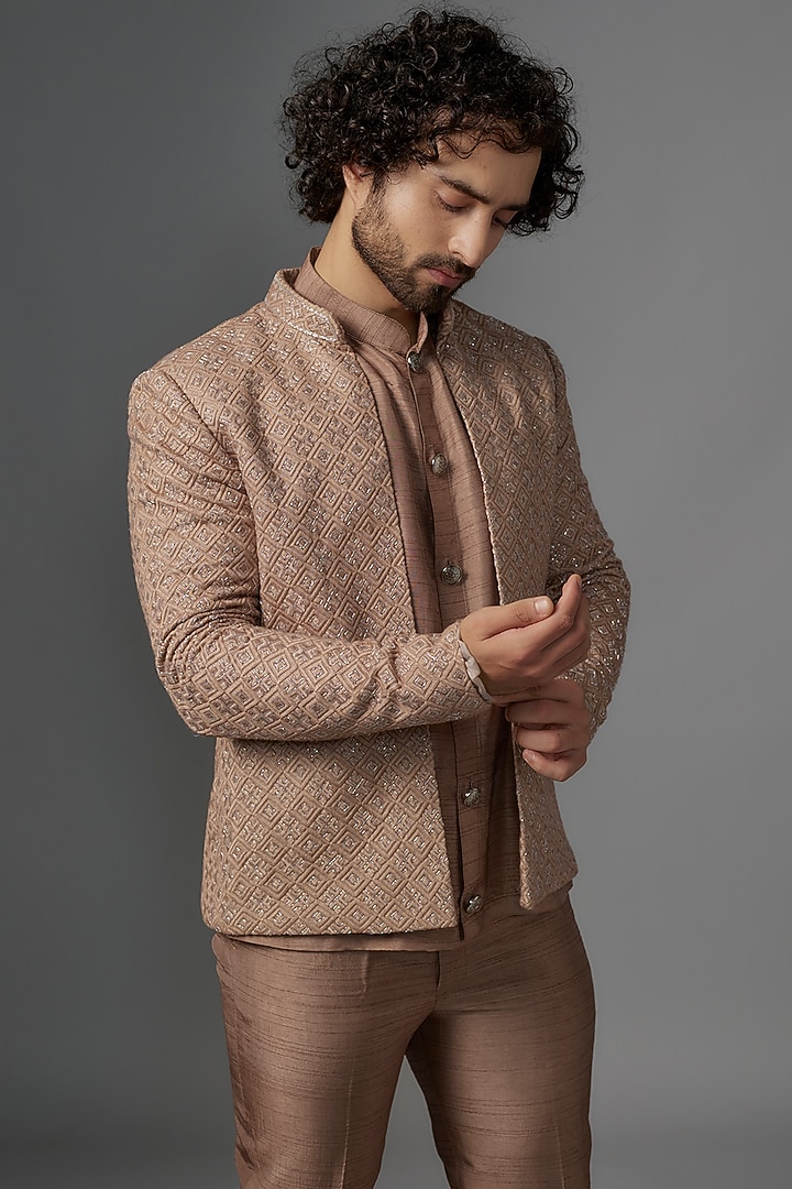 Peach Georgette Resham Embroidered Wedding Indowestern Set by KSHITIJ CHOUDHARY MEN at Pernia's Pop Up Shop