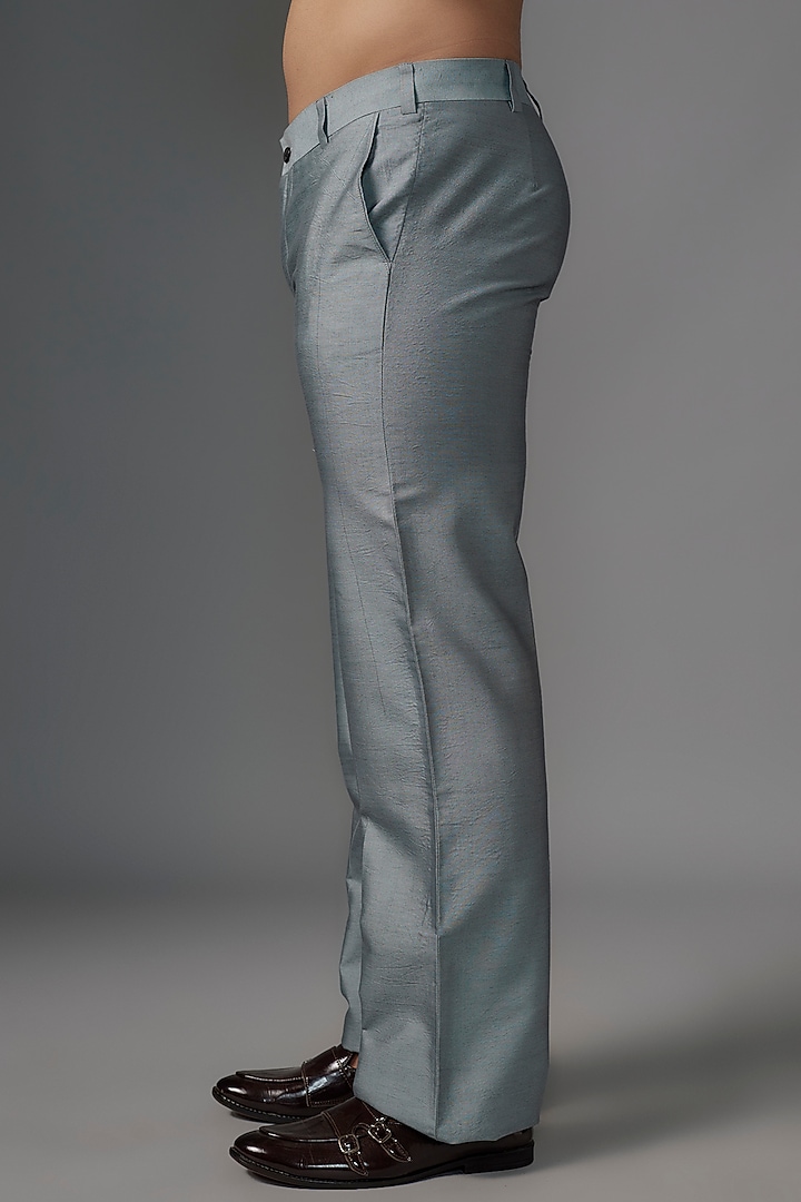 Blue-Grey Chanderi Resham Embroidered Kurta Set by KSHITIJ CHOUDHARY MEN at Pernia's Pop Up Shop