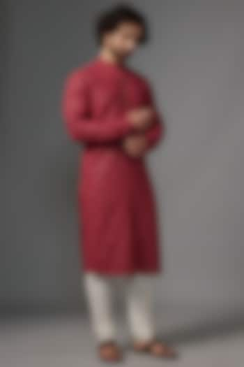 Cherry Red Georgette Resham Embroidered Kurta Set by KSHITIJ CHOUDHARY MEN at Pernia's Pop Up Shop