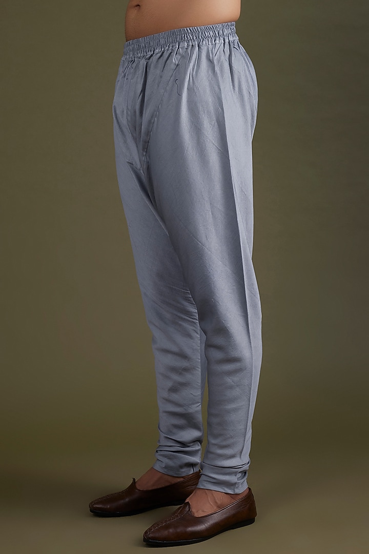 Grey Cotton Satin Embroidered Kurta Set by KSHITIJ CHOUDHARY MEN at Pernia's Pop Up Shop