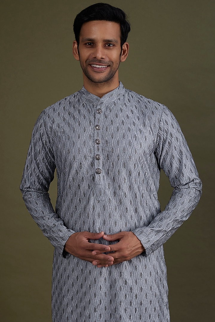 Grey Cotton Satin Embroidered Kurta Set by KSHITIJ CHOUDHARY MEN at Pernia's Pop Up Shop
