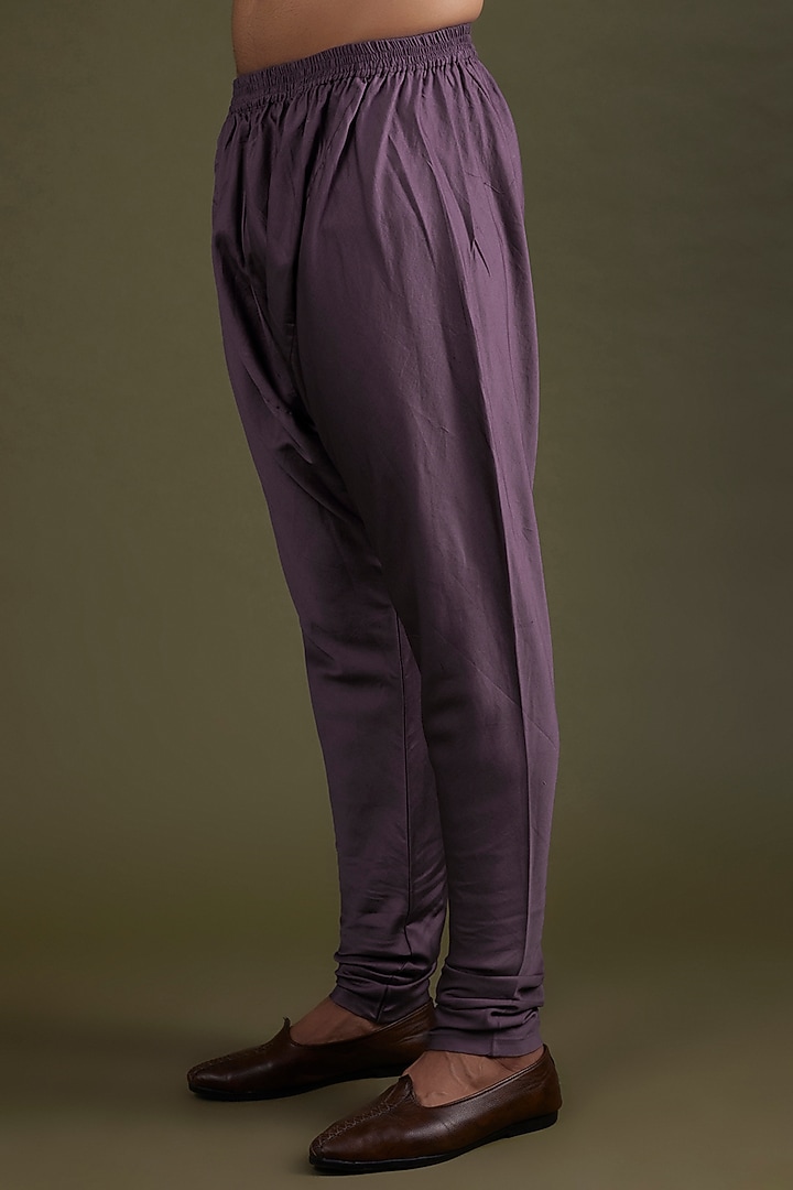 Mauve Silk Thread Embroidered Kurta Set by KSHITIJ CHOUDHARY MEN at Pernia's Pop Up Shop