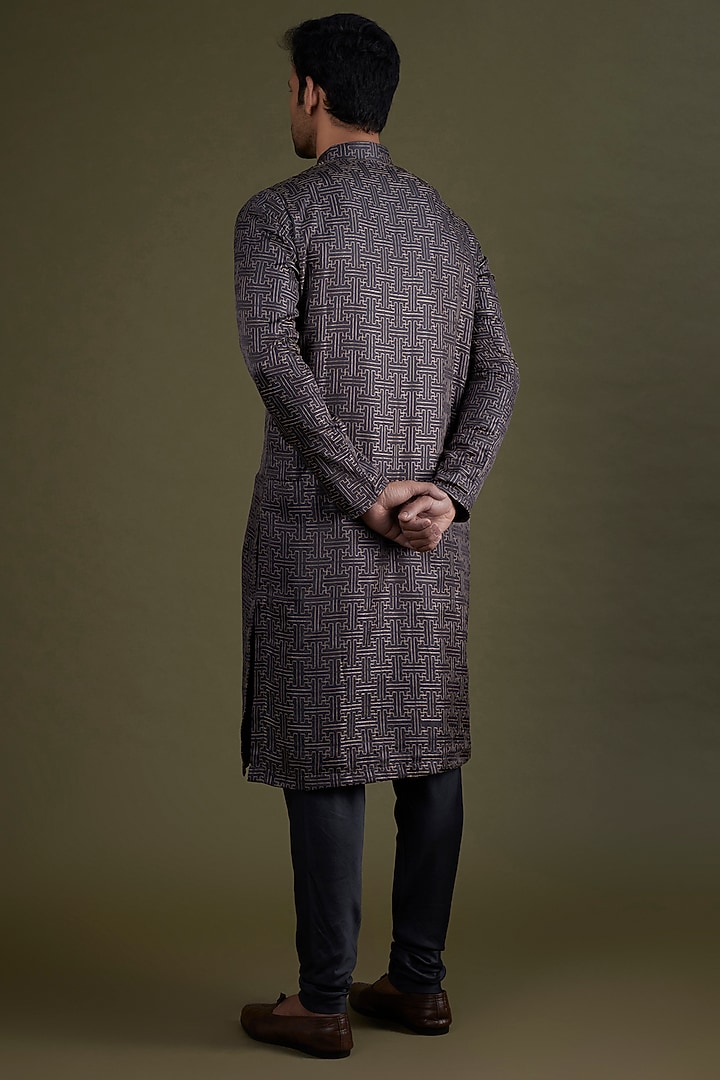 Charcoal Grey Embroidered Kurta Set by KSHITIJ CHOUDHARY MEN at Pernia's Pop Up Shop