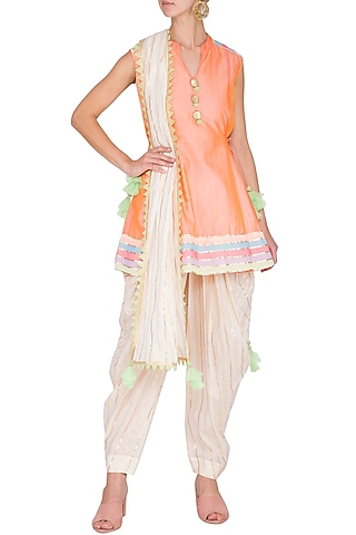 Peach Embellished Dhoti Kurta Set by Kanika J Singh